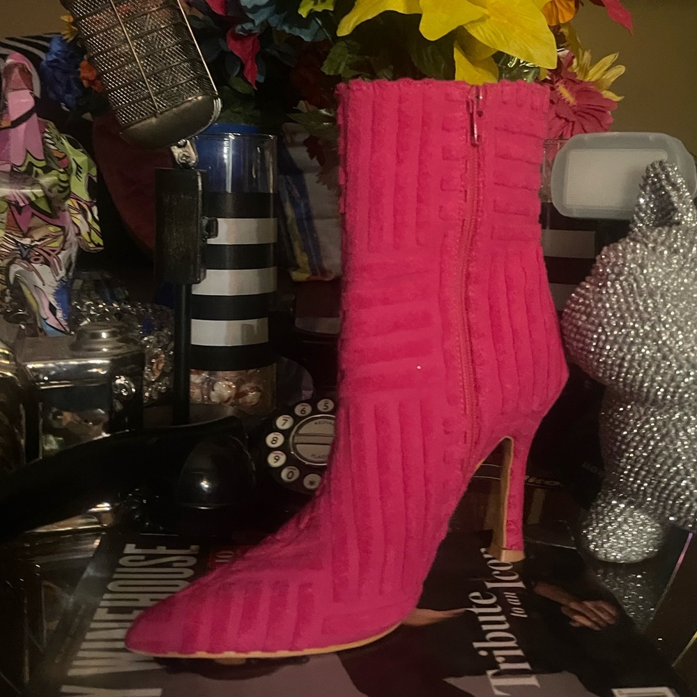 KASH! (Fuchsia) - Picture 5 of 5